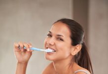 Ten Tips For Cleaning Your Teeth